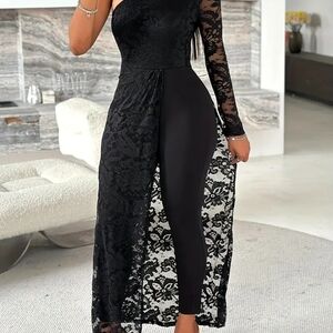 Chic Black Lace One-Shoulder Jumpsuit
